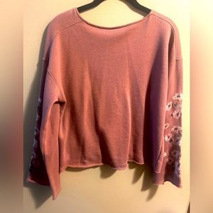 American eagle cropped sweatshirt flared embroidered sleeves dusty rose size M